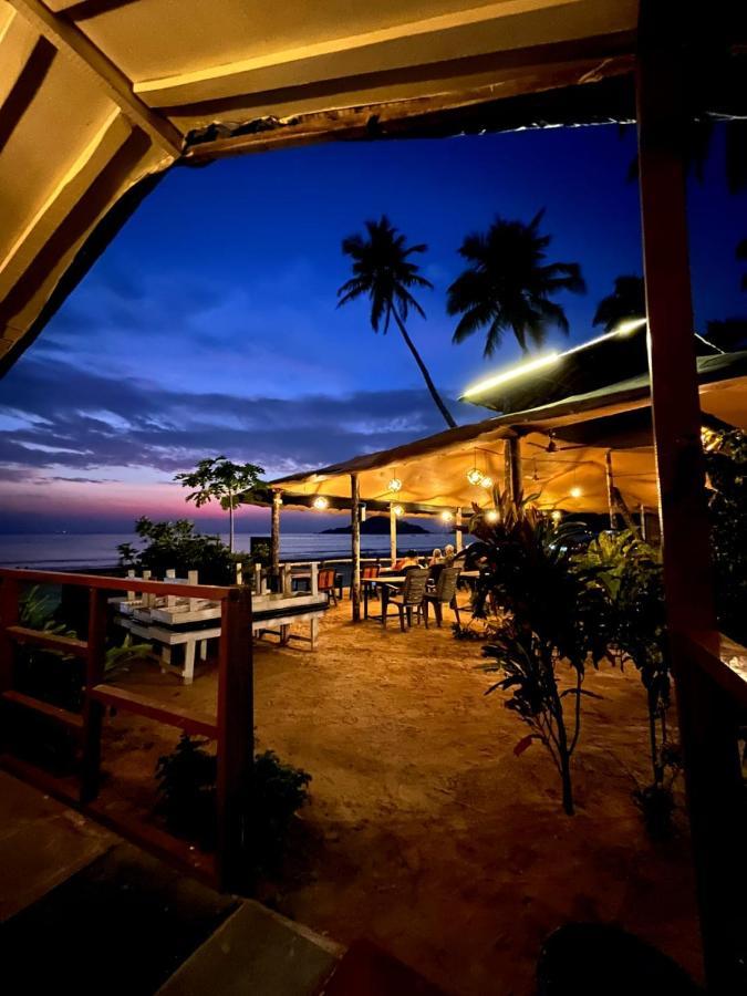 Palolem Beach View Inn Exterior photo